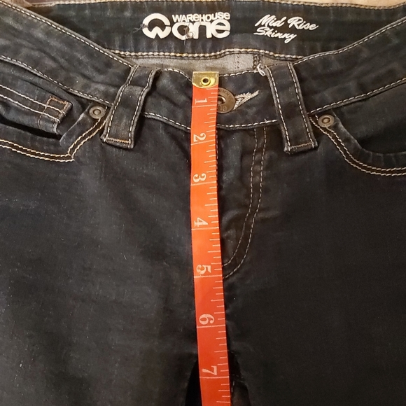 (3/$30) Warehouse One Skinny Jeans 👖 (24w x 27l) - Picture 4 of 6